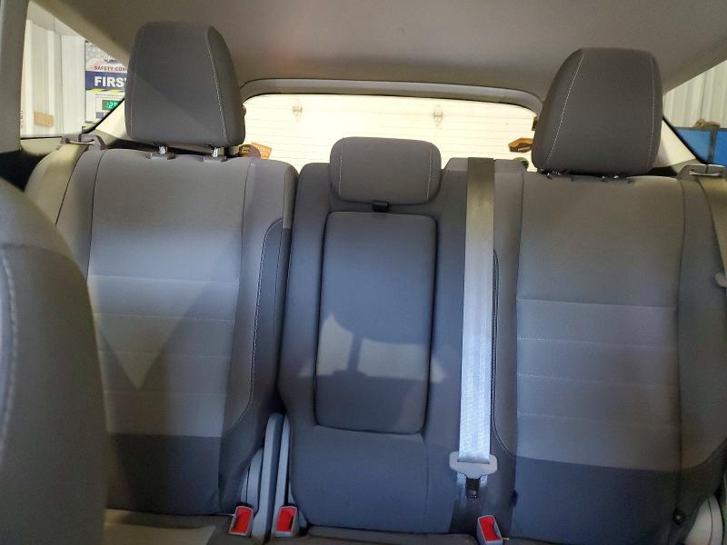 Photo 10 from auction – 2016 FORD ESCAPE with VIN 1FMCU0GX1GUB43963