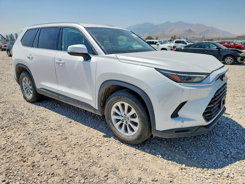 Zdjęcie 4 z aukcji – 2025 TOYOTA GRAND HIGHLANDER z VIN 5TDAAAB54SS095601