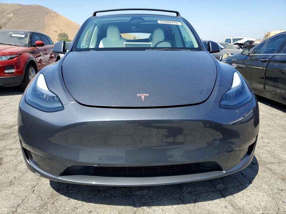 Снимка 5 от търг – 2023 TESLA MODEL Y с VIN 7SAYGDEE9PF868166