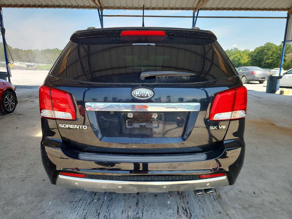 Photo 6 from auction – 2012 KIA SORENTO with VIN 5XYKW4A25CG261847