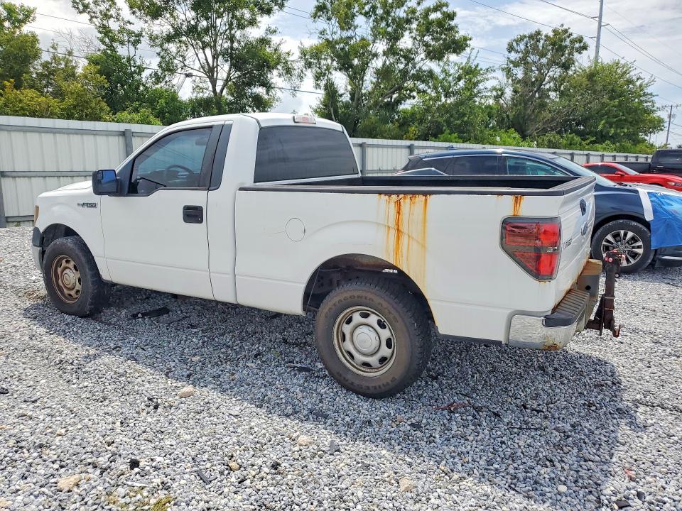 Photo 2 from auction – 2013 FORD F150 with VIN 1FTMF1CM8DFA99643