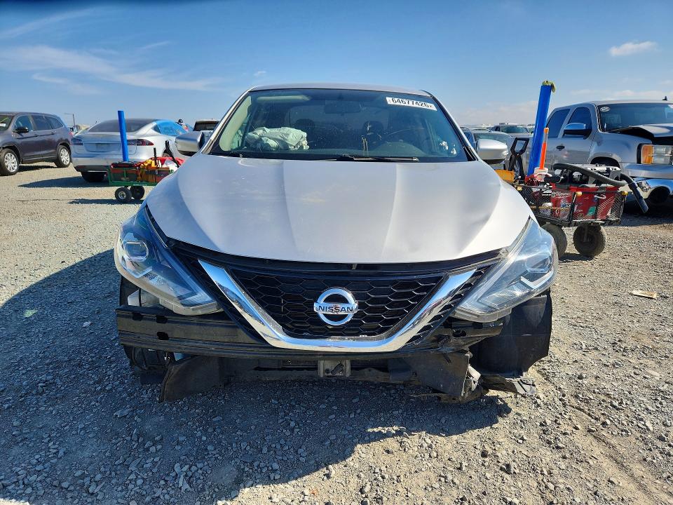 Photo 5 from auction – 2017 NISSAN SENTRA with VIN 3N1AB7AP3HY344848
