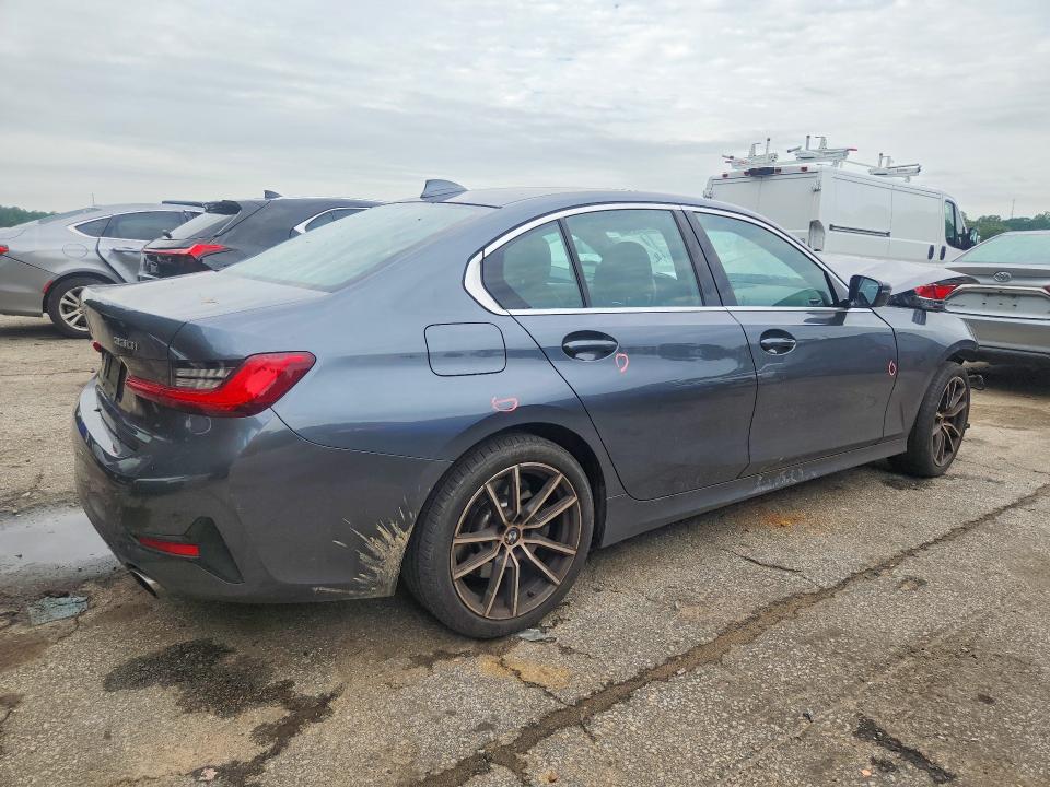 Снимка 3 от търг – 2021 BMW 330XI с VIN 3MW5R7J01M8C15768