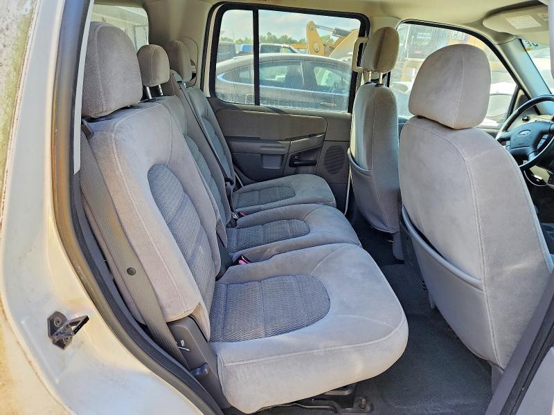 Photo 10 from auction – 2005 FORD EXPLORER with VIN 1FMZU73E05ZA17696