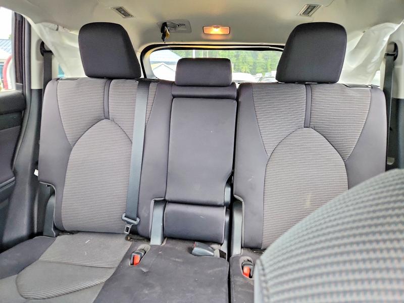 Photo 10 from auction – 2021 TOYOTA HIGHLANDER with VIN 5TDBZRBHXMS550699