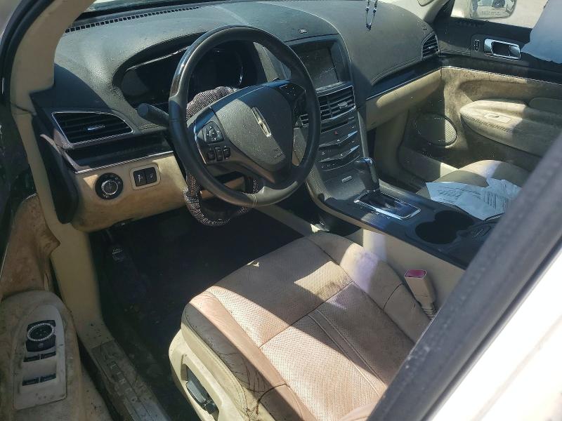 Photo 8 from auction – 2013 LINCOLN MKT with VIN 2LMHJ5AT5DBL51562