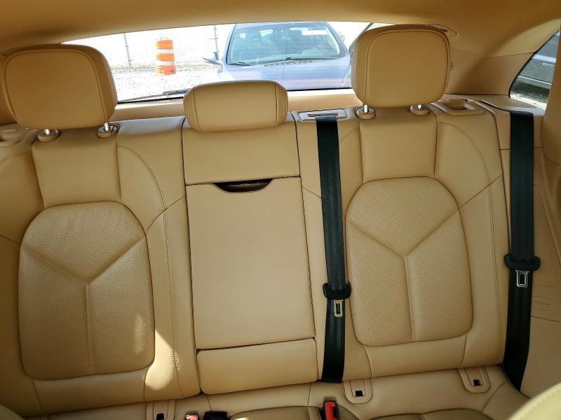 Photo 10 from auction – 2015 PORSCHE MACAN with VIN WP1AB2A58FLB44650