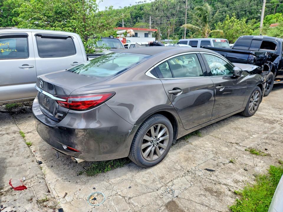 Photo 3 from auction – 2018 MAZDA 6 with VIN JM1GL1UM7J1316645