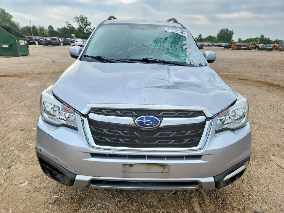 Photo 5 from auction – 2018 SUBARU FORESTER with VIN JF2SJAEC7JH470030