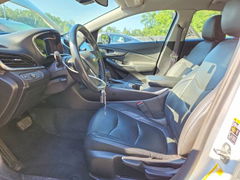 Photo 7 from auction – 2017 CHEVROLET VOLT with VIN 1G1RD6S54HU215451