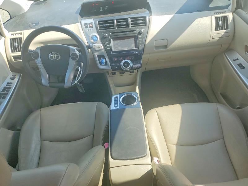 Photo 8 from auction – 2012 TOYOTA PRIUS V with VIN JTDZN3EU4C3046553