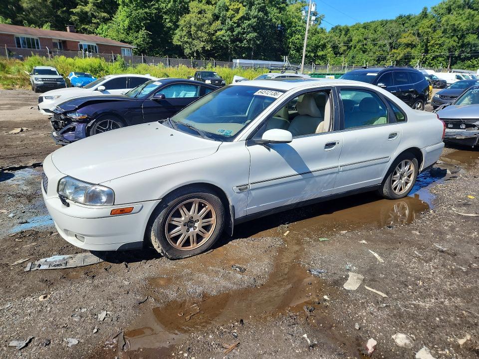VOLVO S80 2005 with VIN YV1TH592051411711 - Photo from auction