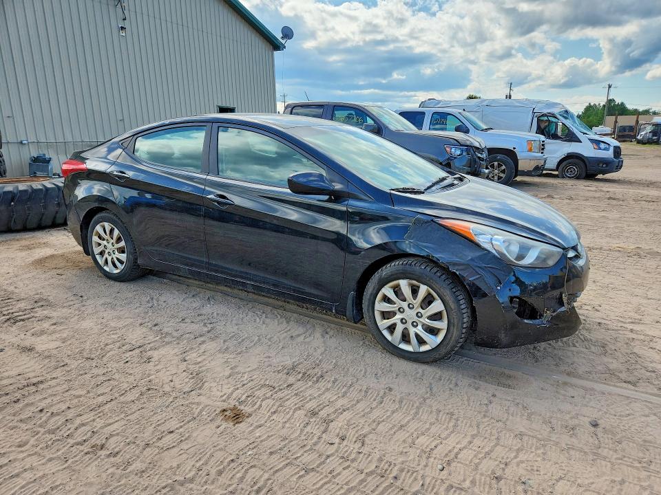 Photo 4 from auction – 2012 HYUNDAI ELANTRA with VIN KMHDH4AE2CU315306