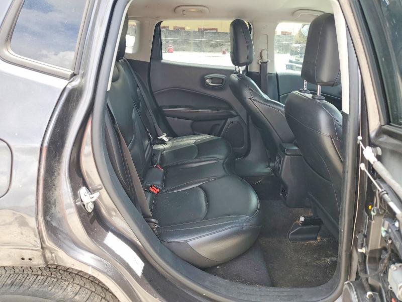 Снимка 11 от търг – 2019 JEEP COMPASS с VIN 3C4NJCCBXKT662708