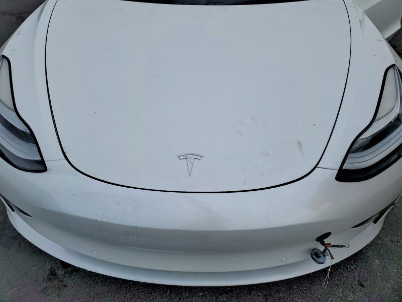 Photo 11 from auction – 2019 TESLA MODEL 3 with VIN 5YJ3E1EB5KF419917