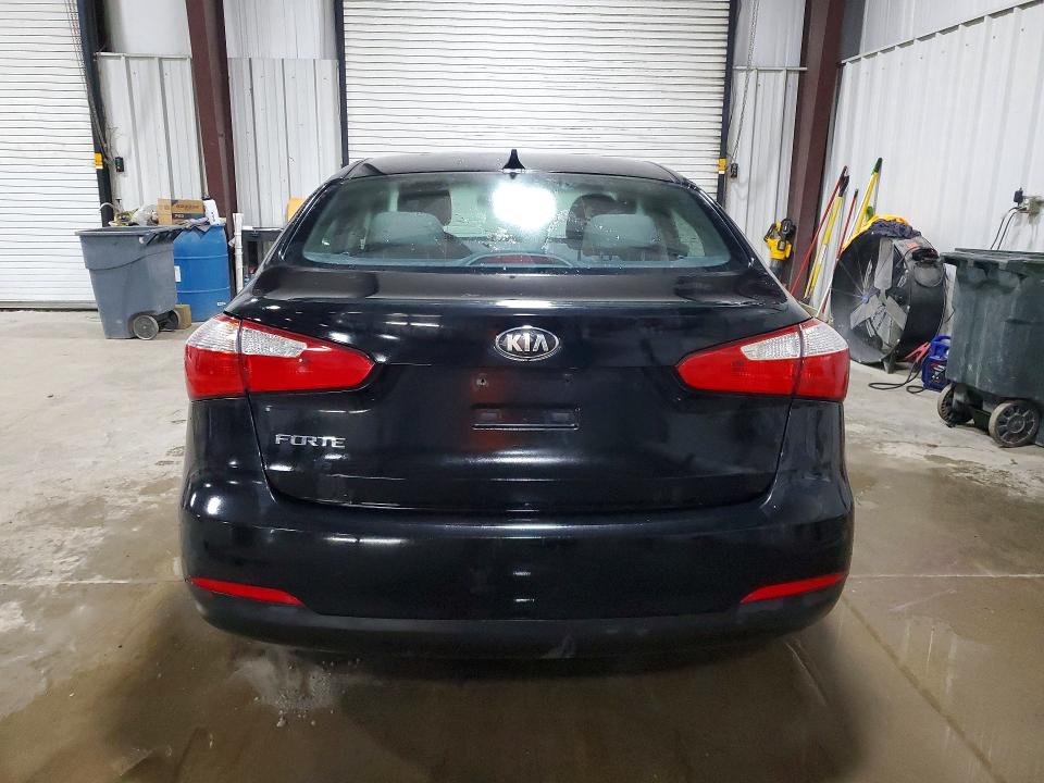 Photo 6 from auction – 2016 KIA FORTE with VIN KNAFK4A65G5486670