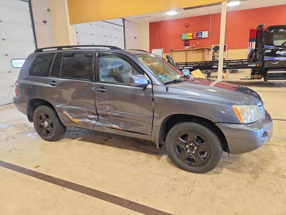 Photo 4 from auction – 2005 TOYOTA HIGHLANDER with VIN JTEEP21A150115777