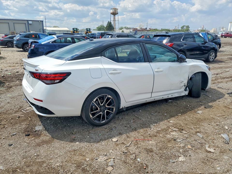 Photo 3 from auction – 2025 NISSAN SENTRA with VIN 3N1AB8DV6SY220757