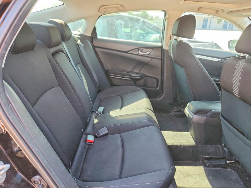 صورة رقم 10 من المزاد - 2018 HONDA CIVIC مع VIN 2HGFC2F76JH520851