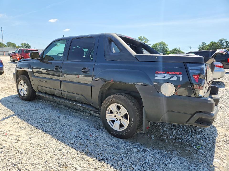 Photo 2 from auction – 2004 CHEVROLET AVALANCHE with VIN 3GNEK12T84G288002