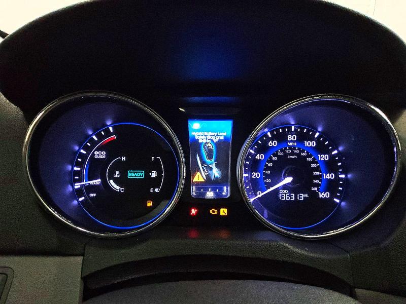 Photo 9 from auction – 2015 HYUNDAI SONATA HYBRID with VIN KMHEC4A48FA134792