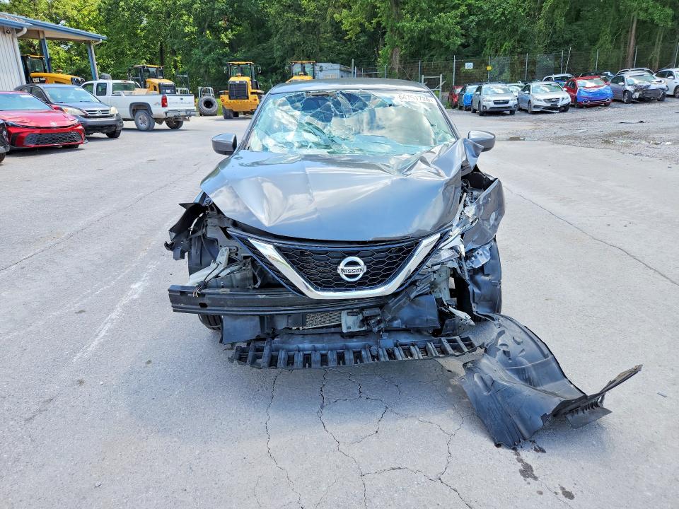 Photo 5 from auction – 2018 NISSAN SENTRA with VIN 3N1AB7AP8JY321622