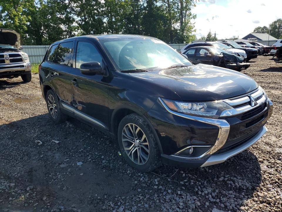 Photo 4 from auction – 2017 MITSUBISHI OUTLANDER with VIN JA4AZ3A38HZ045824