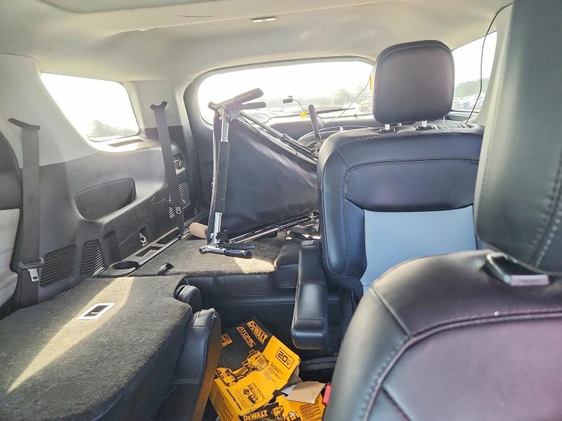 Photo 10 from auction – 2023 FORD EXPLORER with VIN 1FMSK7DH4PGB78244