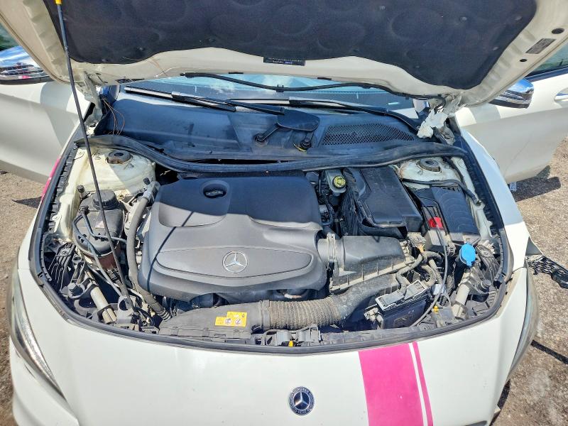 Photo 11 from auction – 2018 MERCEDES-BENZ CLA with VIN WDDSJ4GB2JN534163