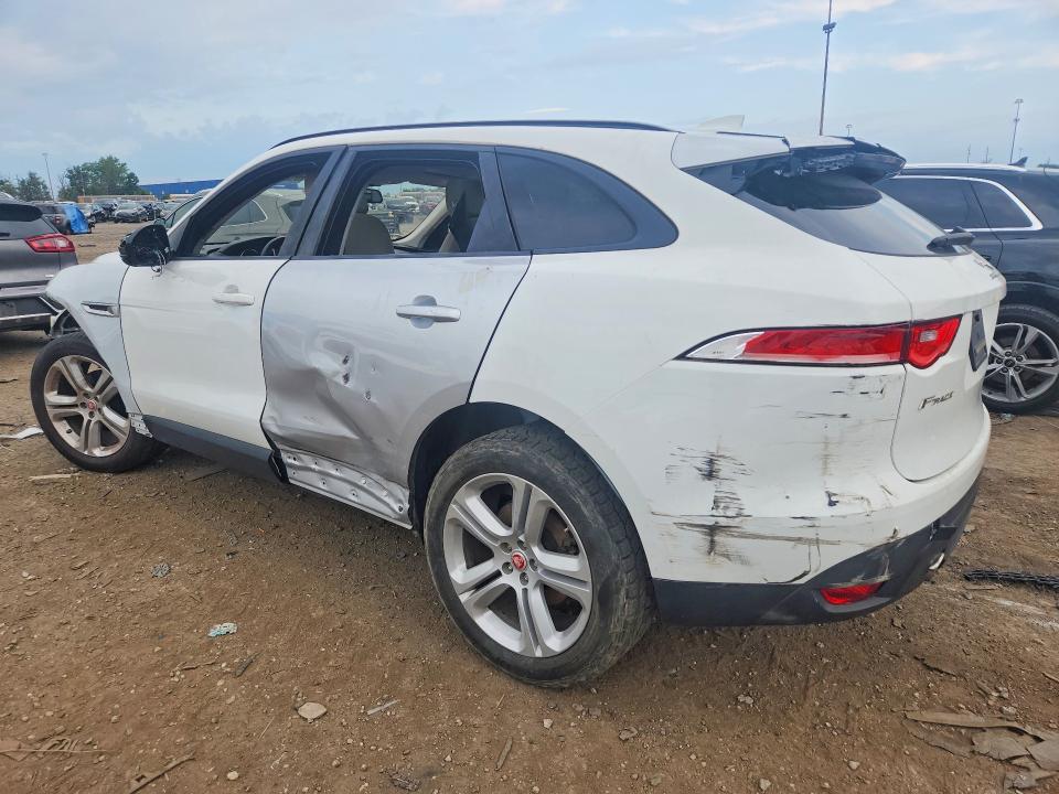Photo 2 from auction – 2017 JAGUAR F-PACE with VIN SADCJ2BV8HA884228