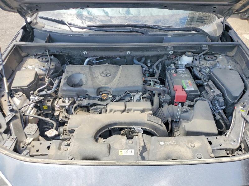 Photo 12 from auction – 2021 TOYOTA RAV4 with VIN 2T3A1RFV5MC153582