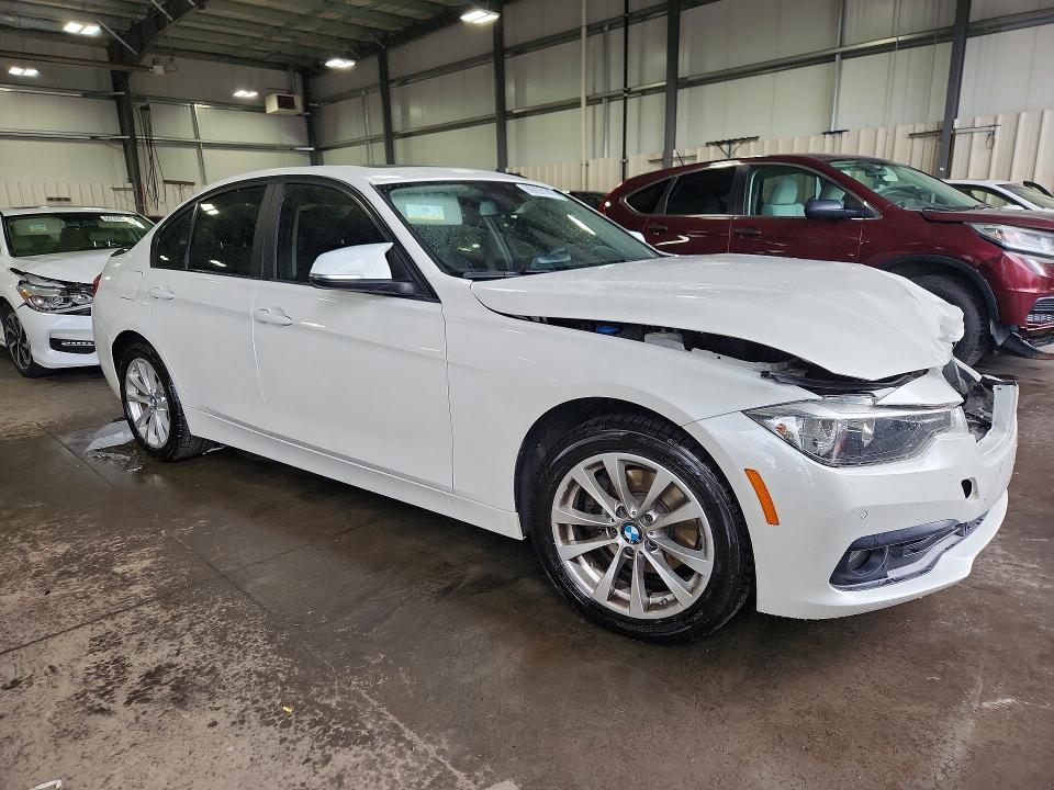 Photo 4 from auction – 2016 BMW 320 with VIN WBA8E5G52GNU20890