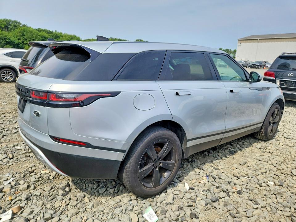 Photo 3 from auction – 2020 LAND ROVER RANGE ROVER VELAR with VIN SALYB2EX7LA256643