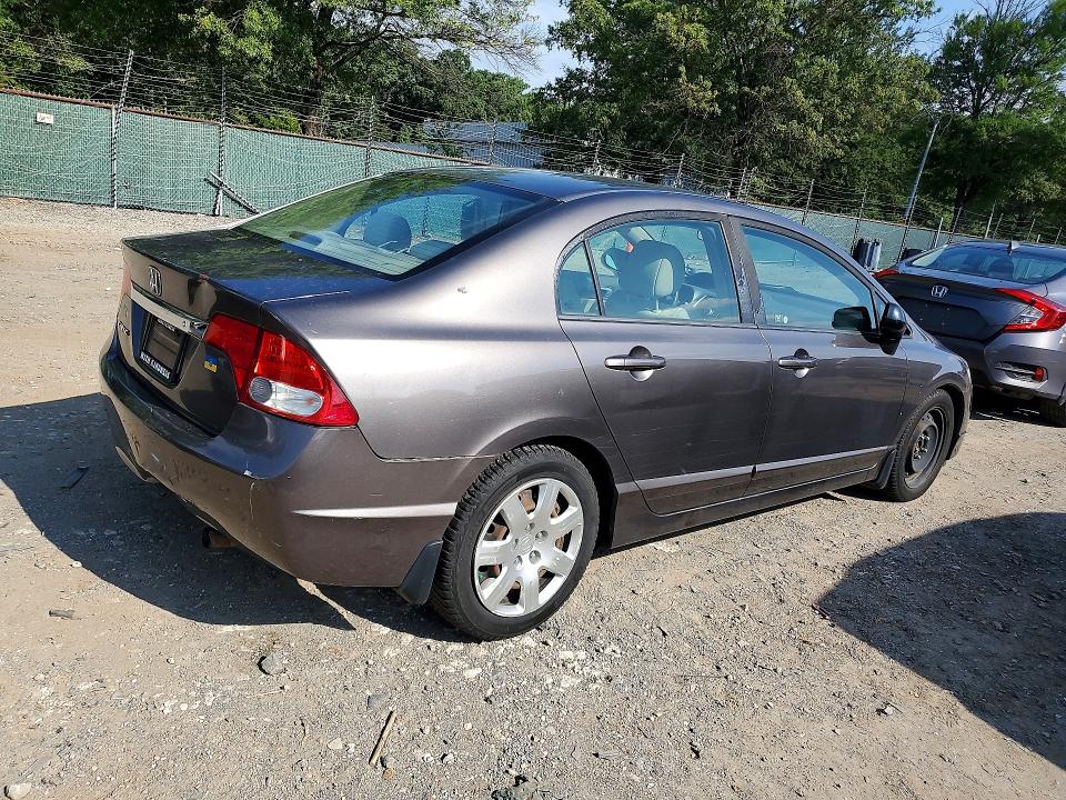 Photo 3 from auction – 2009 HONDA CIVIC with VIN 19XFA165X9E003721
