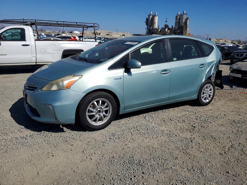 2013 TOYOTA PRIUS V - Търг №67335066