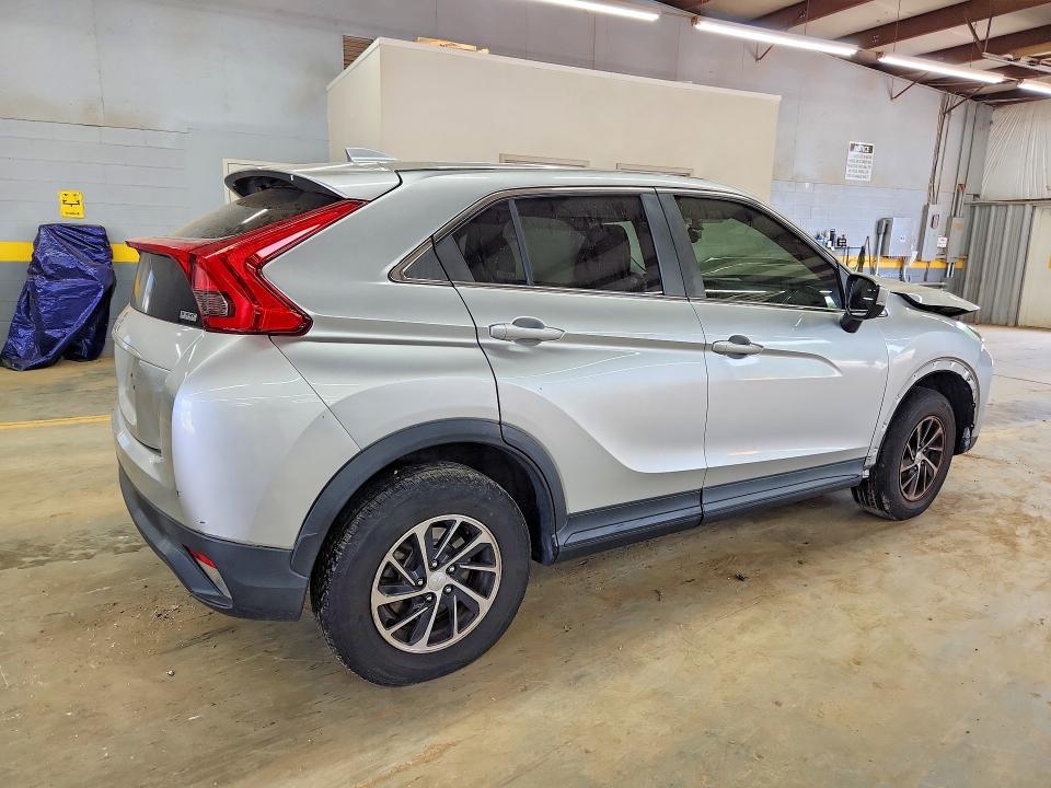 Photo 3 from auction – 2020 MITSUBISHI ECLIPSE CROSS with VIN JA4AT3AA2LZ022161
