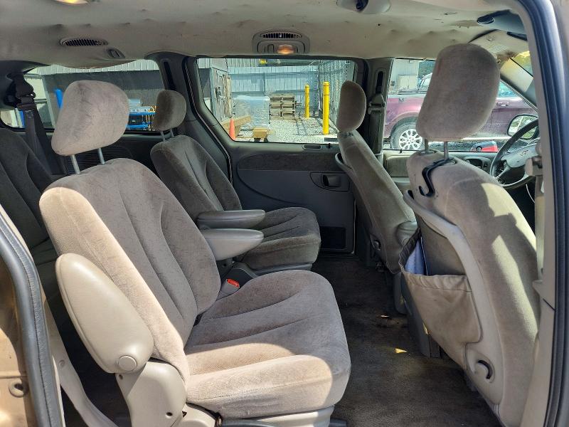 Photo 11 from auction – 2001 DODGE GRAND CARAVAN with VIN 2B4GT54L01R322150
