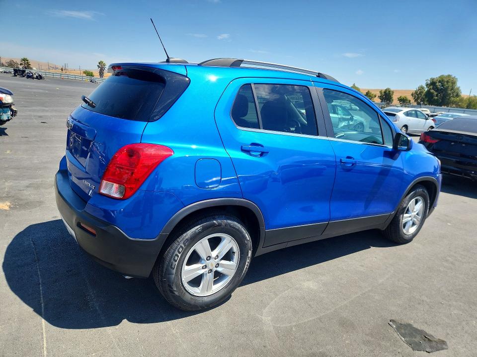 Photo 3 from auction – 2016 CHEVROLET TRAX with VIN KL7CJLSB0GB575608