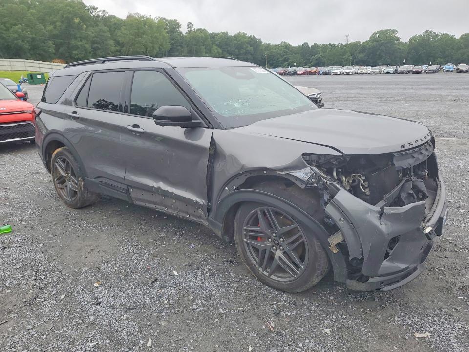 Photo 4 from auction – 2025 FORD EXPLORER with VIN 1FMWK8GC4SGB15760