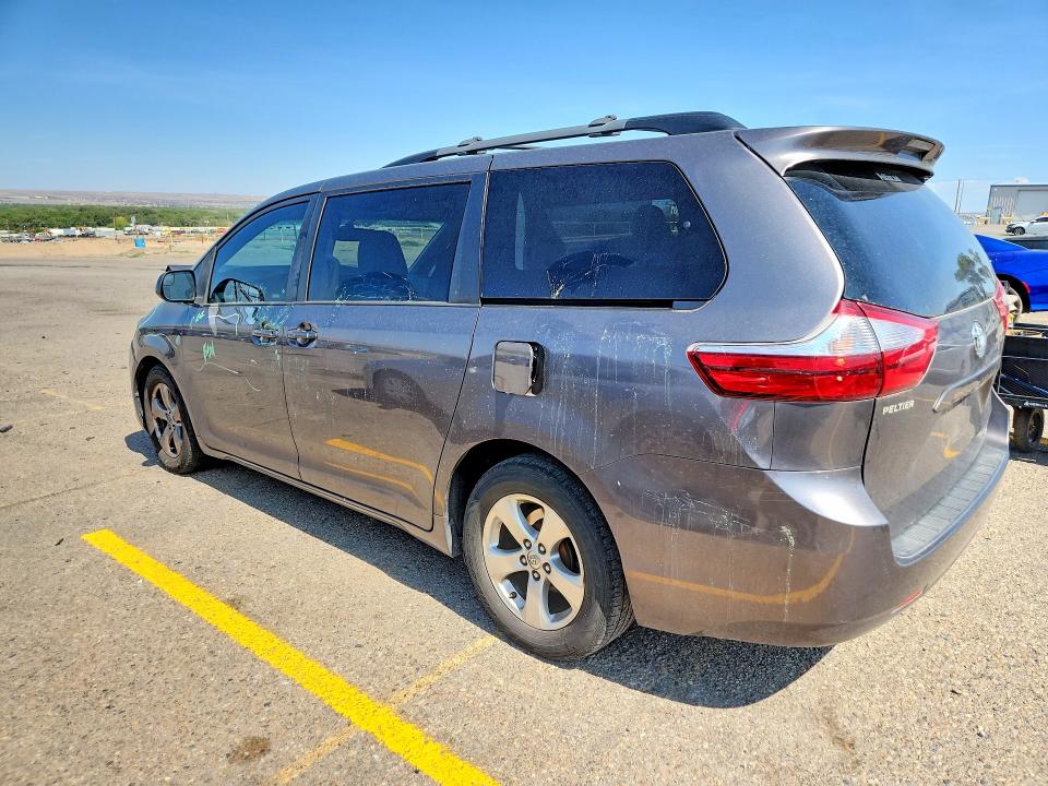 Photo 2 from auction – 2016 TOYOTA SIENNA with VIN 5TDKK3DC6GS727806