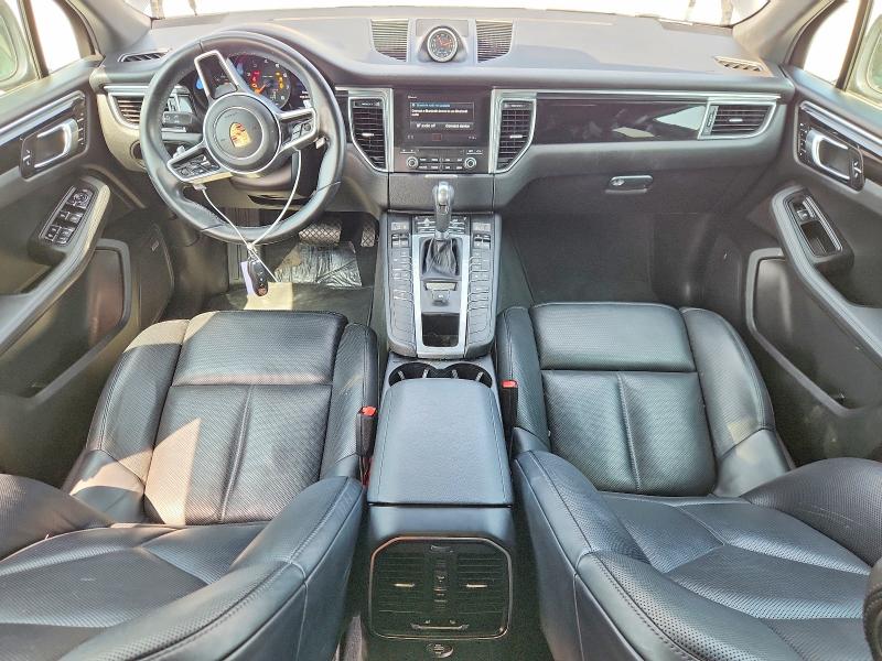 Photo 8 from auction – 2018 PORSCHE MACAN with VIN WP1AA2A55JLB07941