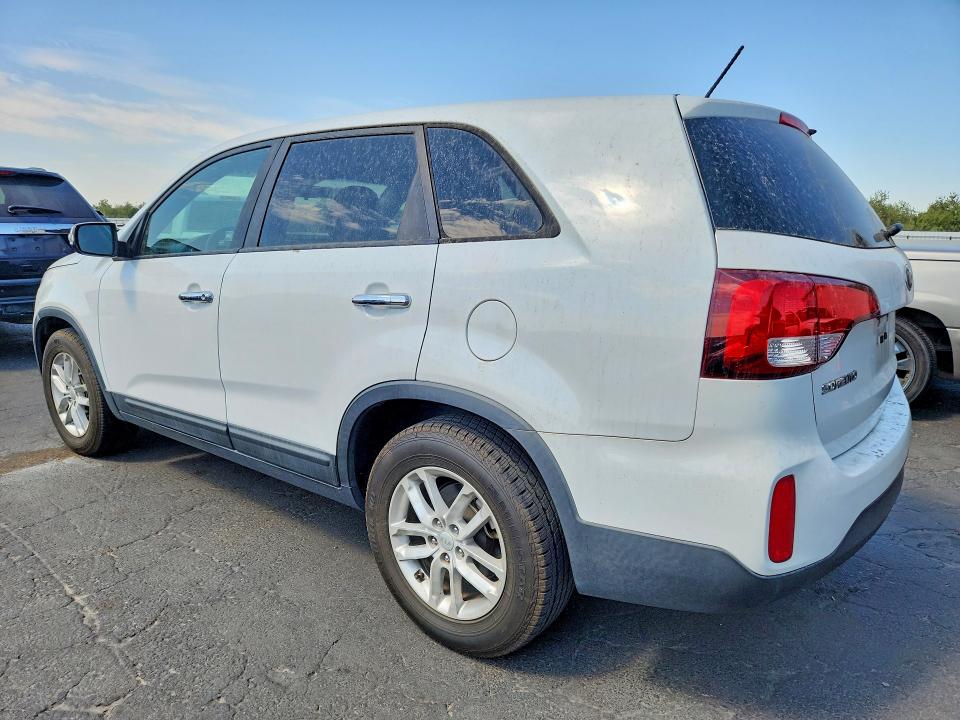 Photo 2 from auction – 2015 KIA SORENTO with VIN 5XYKT3A60FG588053