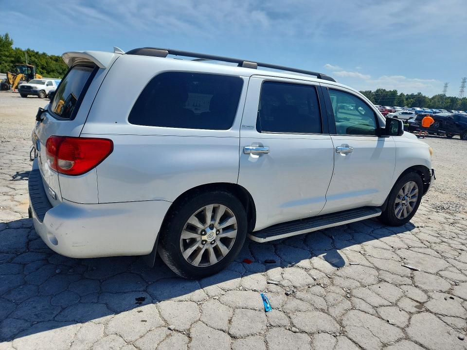 Photo 3 from auction – 2010 TOYOTA SEQUOIA with VIN 5TDYY5G17AS024592