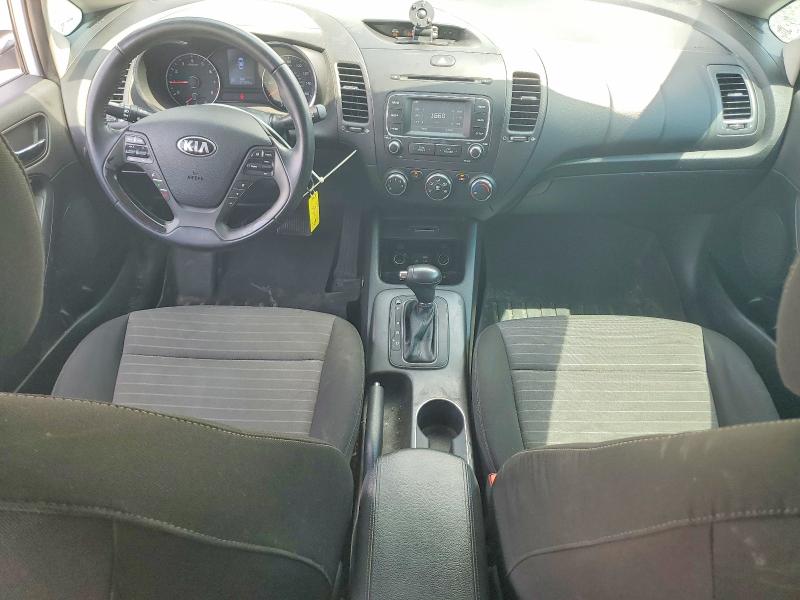 Photo 8 from auction – 2016 KIA FORTE with VIN KNAFX4A82G5545466