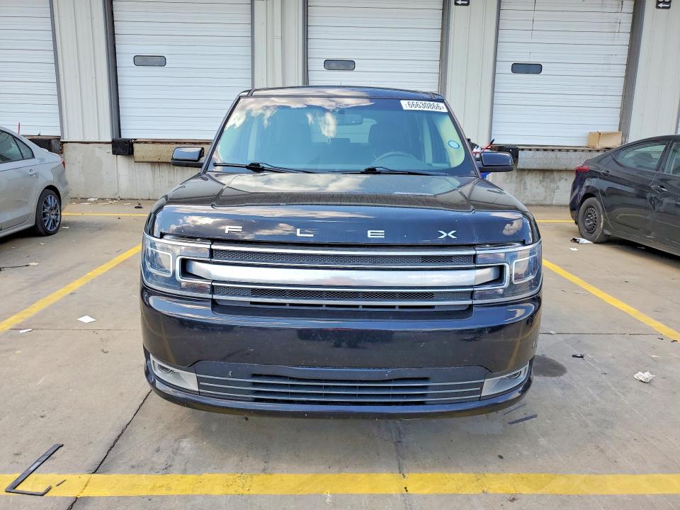 Photo 5 from auction – 2019 FORD FLEX with VIN 2FMHK6D81KBA29200