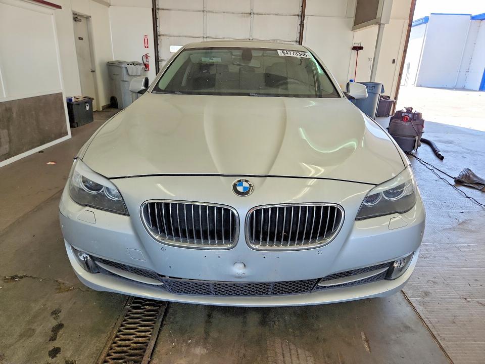 Photo 5 from auction – 2012 BMW 528 with VIN WBAXH5C50CDW06422
