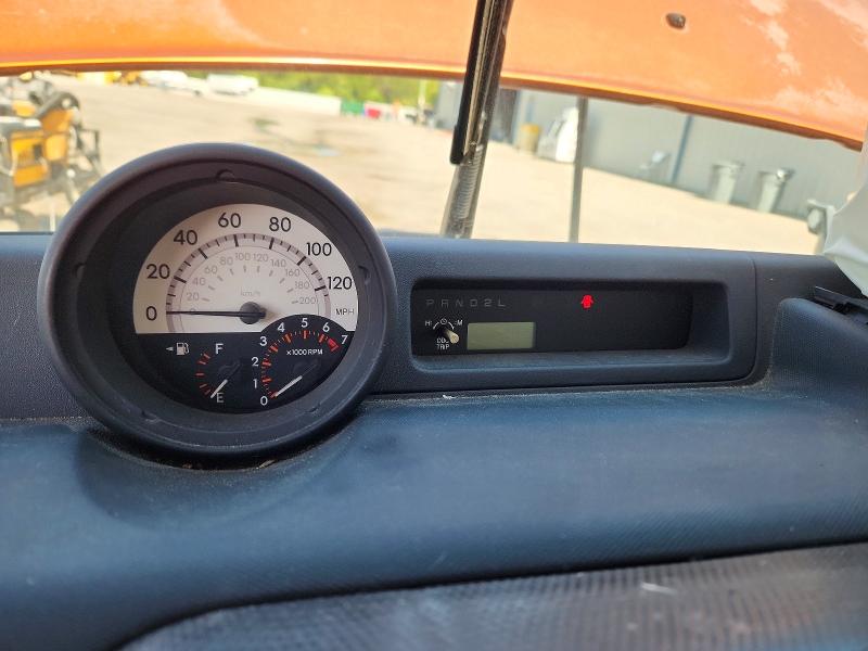 Photo 9 from auction – 2004 SCION XB with VIN JTLKT324440163407