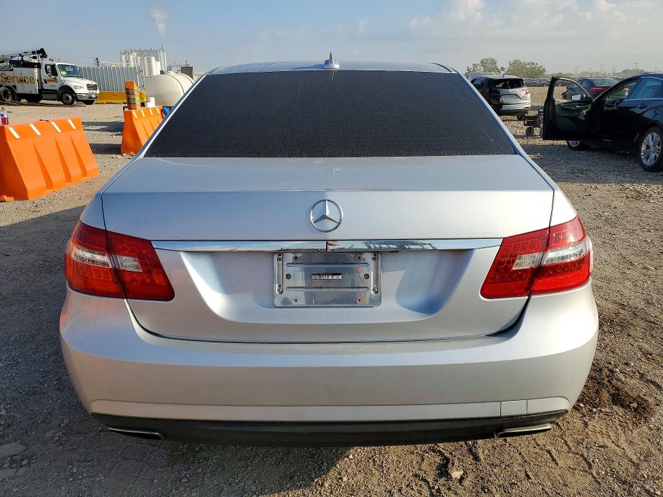 Photo 6 from auction – 2011 MERCEDES-BENZ E with VIN WDDHF5GB4BA466989