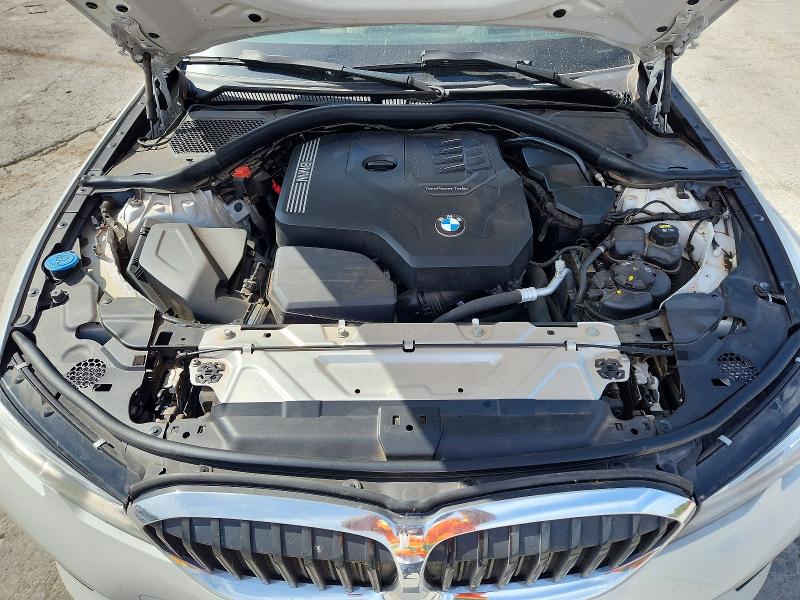 Photo 11 from auction – 2019 BMW 330XI with VIN WBA5R7C59KAJ80164