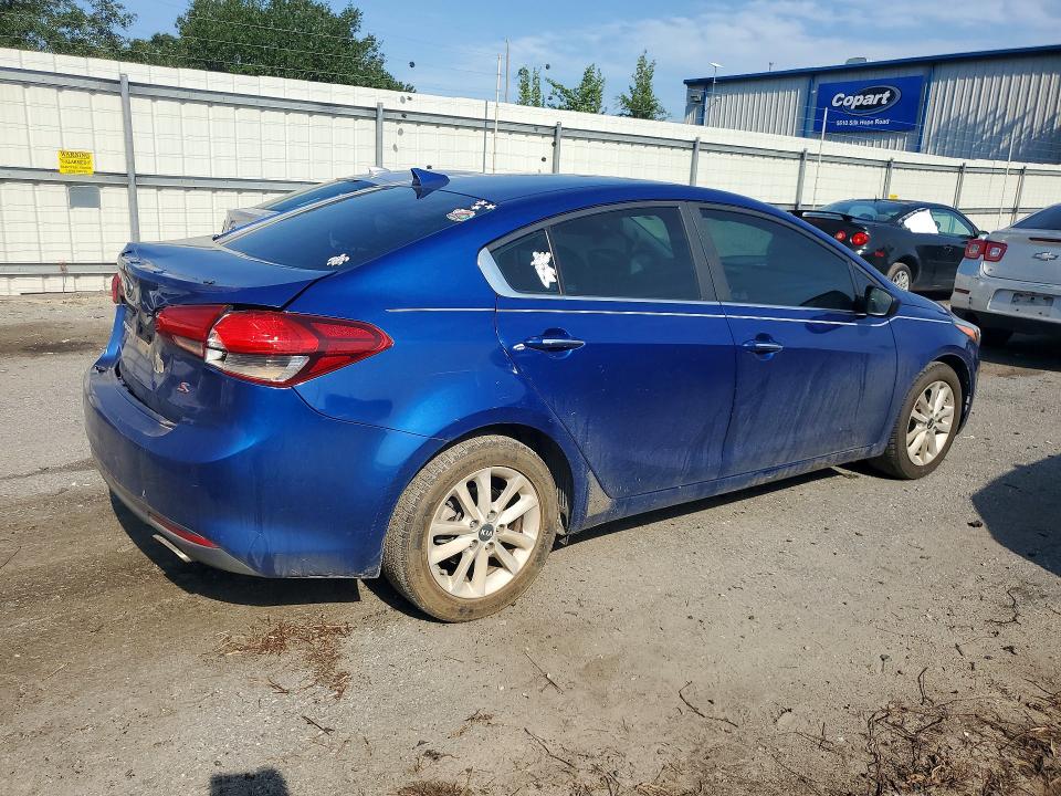 Photo 3 from auction – 2017 KIA FORTE with VIN 3KPFL4A77HE103567